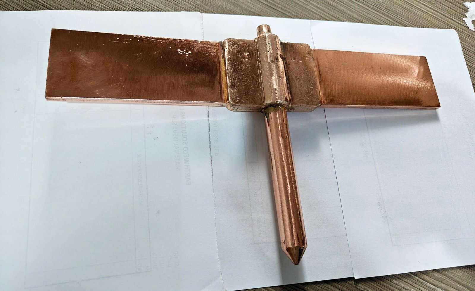Vertical T-joint 50x6 mm strip to 15 mm rod